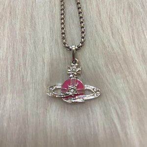 💜💜The new Vivienne Westwood necklace🌞🌞